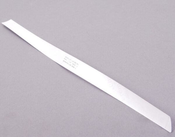 51111966303 - NEW BMW E30 FRONT BUMPER CENTER TRIM DECORATIVE STRIPE 1966303 88-90 GENUINE