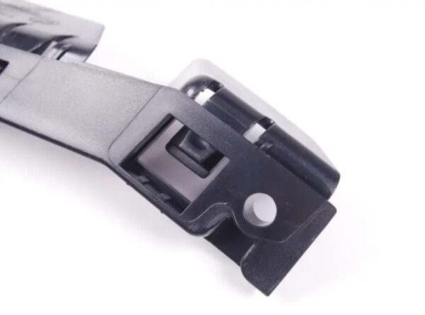 51117008830 - NEW BMW 6 CABRIO E64 FRONT RIGHT BUMPER LATERAL MOUNT 51117008830 7008830