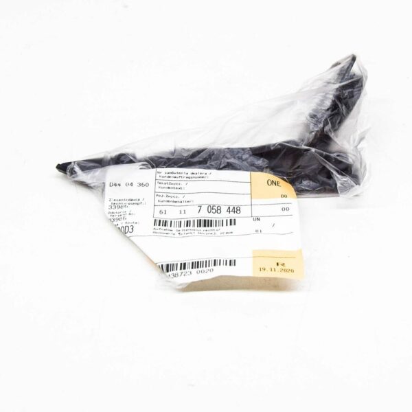51117058448 - BMW 3 SERIES E90 E91 FRONT RIGHT BUMPER COVER FENDER SUPPORT BRACKET 51117058448