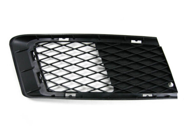 51117154720 - NEW BMW E92 E93 FRONT BUMPER PARTIALLY OPEN BLACK GRILLE RIGHT SIDE 7154720