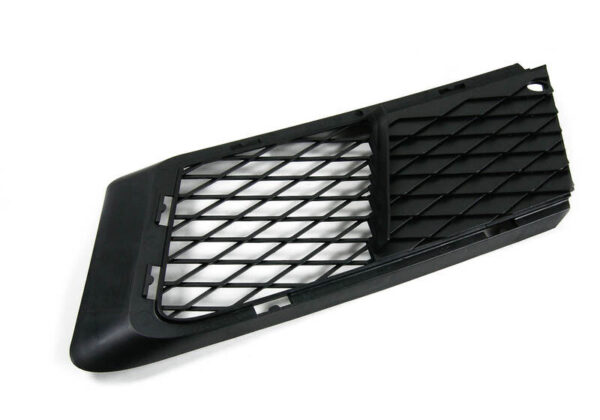 51117154720 - NEW BMW E92 E93 FRONT BUMPER PARTIALLY OPEN BLACK GRILLE RIGHT SIDE 7154720