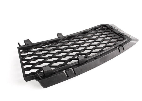 51117175312 - NEW BMW E92 E93 CONVERTIBLE RIGHT FRONT BUMPER OPEN GRILLE 51117175312 ORIGINAL