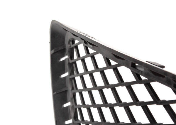 51117175312 - NEW BMW E92 E93 CONVERTIBLE RIGHT FRONT BUMPER OPEN GRILLE 51117175312 ORIGINAL