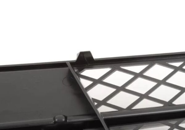 51117200699 - New Genuine BMW 5-Series F10 F11 Front Bumper N/S Left Partially Closed Grill