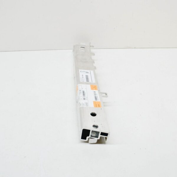 51117301604 - BMW 2 F45 front bumper bottom right adapter 51117301604 7301604 2015 new