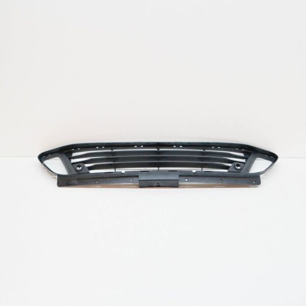 51117347109 - BMW 2 F45 front bumper center open grill 51117347109 7347109 2015 mint condition