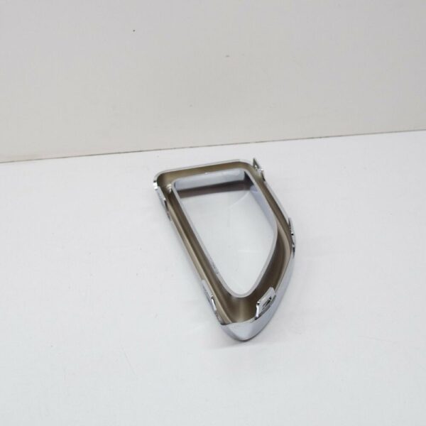 51117377812 - NEW MINI CLUBMAN F54 RIGHT AIR INTAKE FINISHER 51117377812 7377812 2017