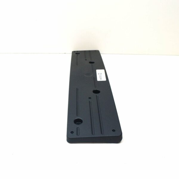 51117446352 - NEW BMW X7 G07 FRONT BUMPER NUMBER LICENSE PLATE HOLDER ECE 51117446352 ORIGINAL