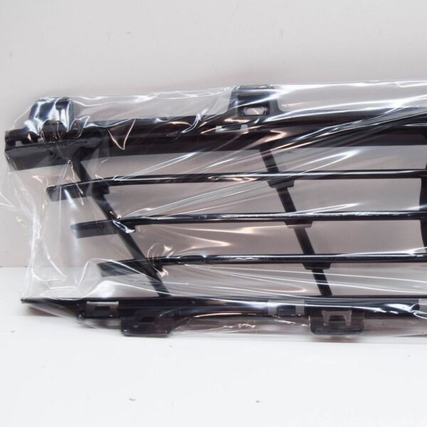 51117464260 - BMW 3 G20 Front Bumper Middle Air Inlet Grille 51117464260 NEW GENUINE