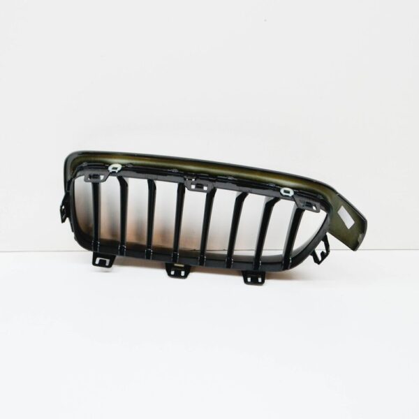 51117464494 - BMW 3 F30 LCI kidney grill sport edition front right 51117464494 NEW original