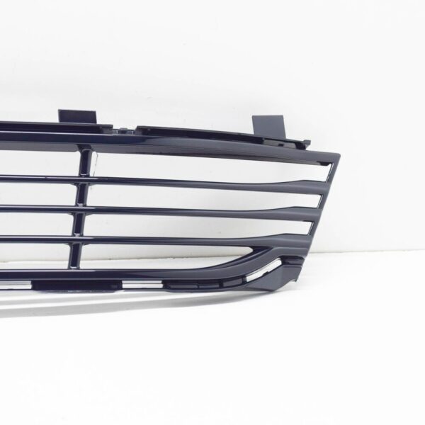 51117486831 - BMW 7 G11, G12 Front Bumper Center Grill 7486831 51117486831 NEW GENUINE
