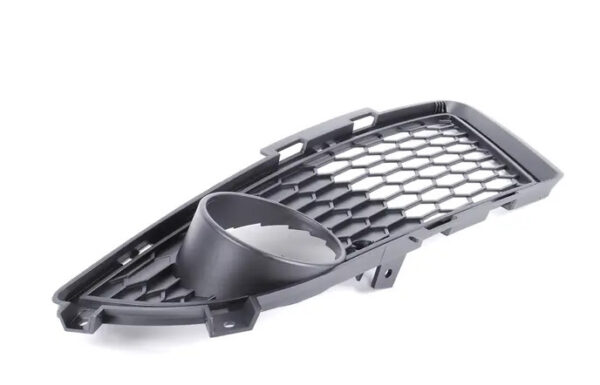 51117891395 - Original BMW E90 Left Fog Clamp Grille 51117891395