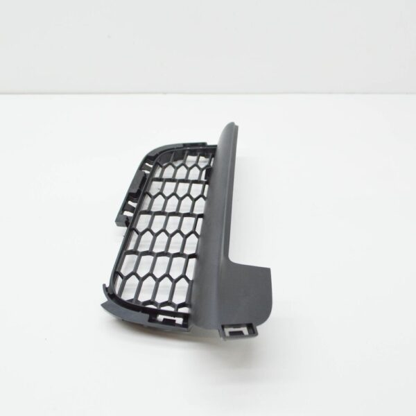 51118050348 - NEW BMW 6 F06 FRONT BUMPER GRILL RIGHT 51118050348 2015 ORIGINAL