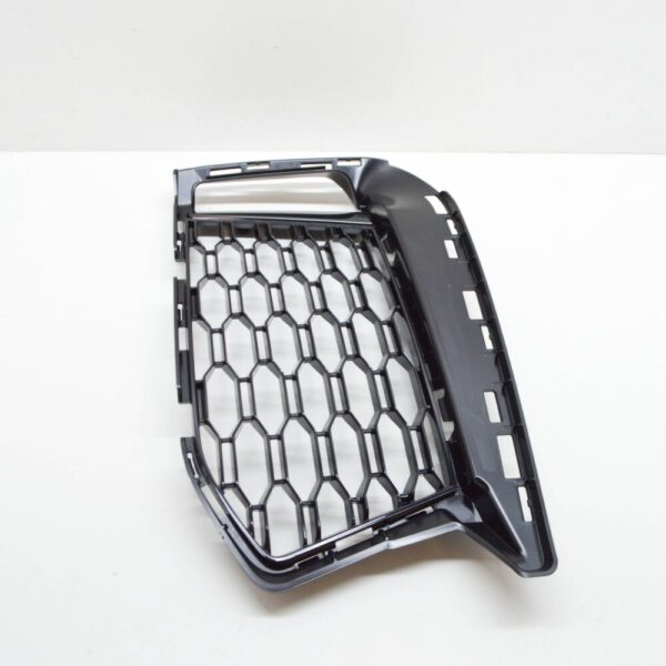 51118063422 - BMW 5 G30 Front Bumper Right Air Intake Grille 51118063422 NEW GENUINE