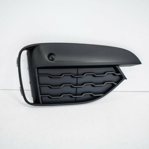 51118069334 - NEW BMW X6 F16 M SPORT 2013-2018 FRONT RIGHT CLOSED GRILLE 8069334