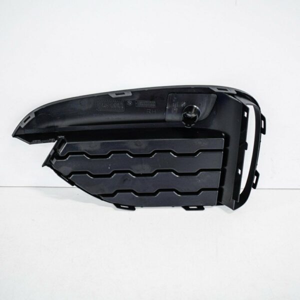 51118069334 - NEW BMW X6 F16 M SPORT 2013-2018 FRONT RIGHT CLOSED GRILLE 8069334
