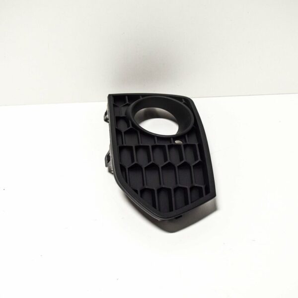 51118071246 - BMW 2 COUPE F22 FRONT BUMPER RIGHT M FOG LIGHT GRILLE 51118071246