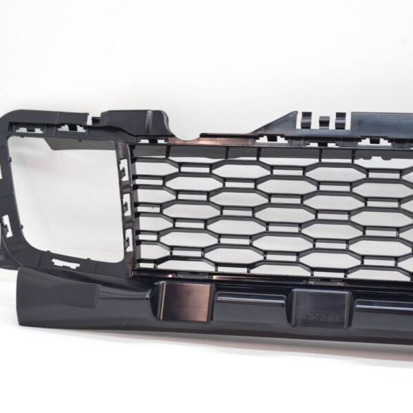 51118073999 - BMW 7 G11 G12 M front bumper center air inlet grille 51118073999 NEW original