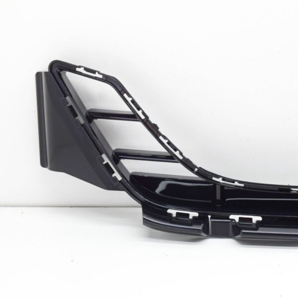 51118077358 - BMW 4 COUPE G22 FRONT BUMPER LOWER GRILLE 8077358 51118077358 NEW GENUINE