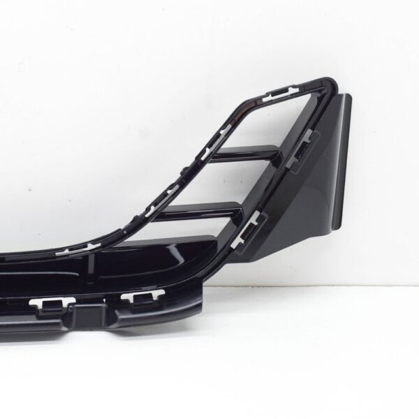 51118077358 - BMW 4 COUPE G22 FRONT BUMPER LOWER GRILLE 8077358 51118077358 NEW GENUINE