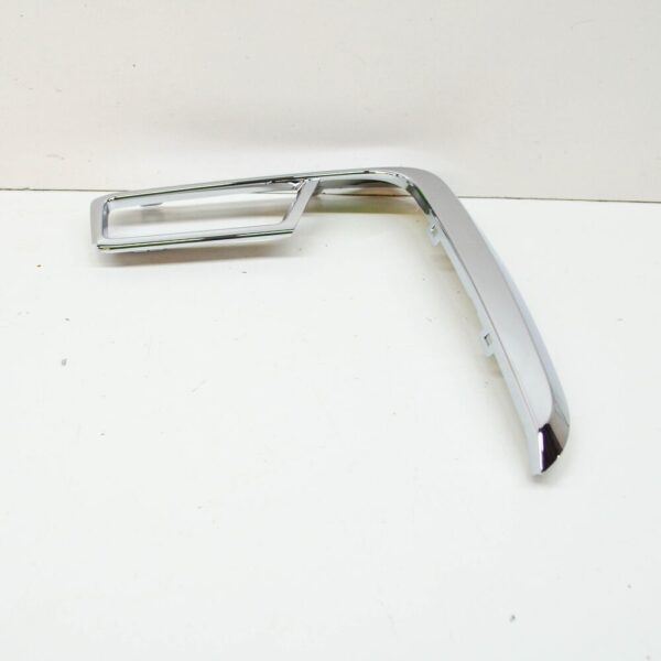 51118079586 - BMW 7 G11 G12 M front bumper right molding 51118079586 NEW original
