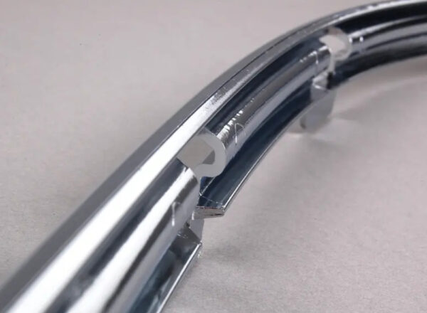 51118226555 - New BMW 5 E39 Front Left Bumper Cover 51118226555 8226555 Genuine