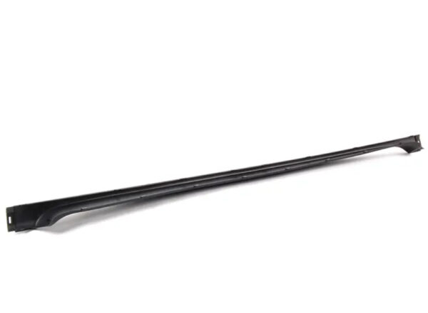 51128212589 - New Genuine BMW 3' E46 Rear Center Protective Rubber Strip Trim Cover 8212589