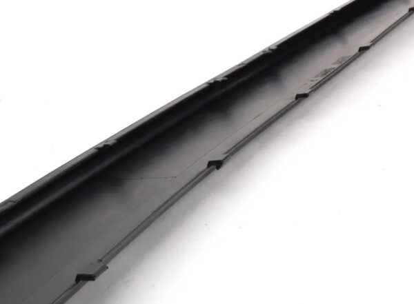 51128212589 - New Genuine BMW 3' E46 Rear Center Protective Rubber Strip Trim Cover 8212589