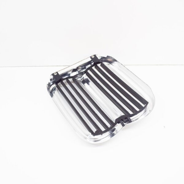 51131817683 - BMW 5 E12 radiator grille for front bumper 51131817683, original part
