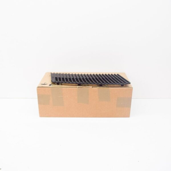 51131874518 - BMW E28 Sedan Hood Wind Grille Right 1874518 51131874518 NEW