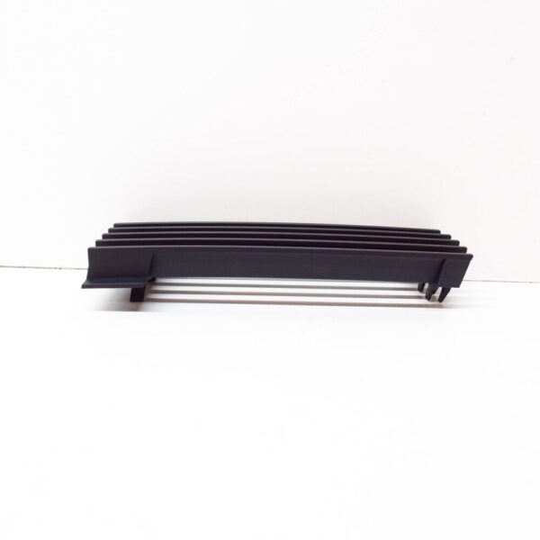 51131940908 - BMW 8 E31 front bumper air inlet grille right 51131940908 new OEM