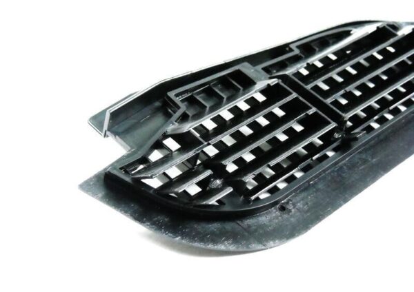 51131977679 - BMW E36 front bumper grille hood genuine 51131977679