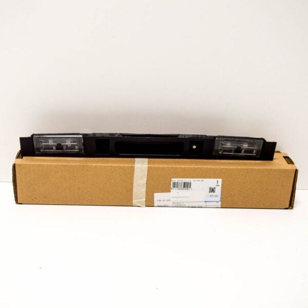 51133403611 - NEW BMW X3 E83 TRUNK LID GRIP WITH KEY BUTTON 51133403611 ORIGINAL