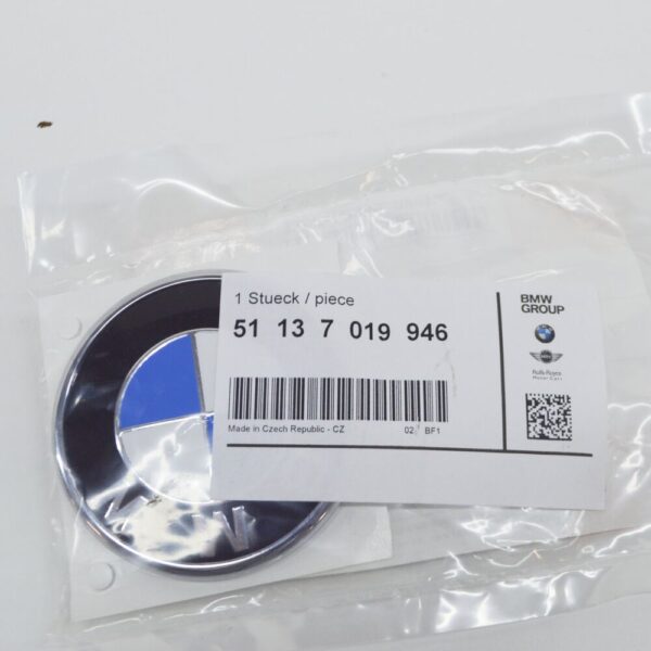 51137019946 - BMW E46 Convertible Emblem Roundel Trunk 7019946 51137019946 NEW