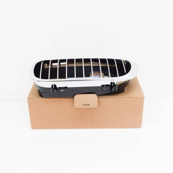 51137064317 - BMW 3 E46 Radiator Left Chrome Kidney Grille 51137064317 7064317 NEW GENUINE