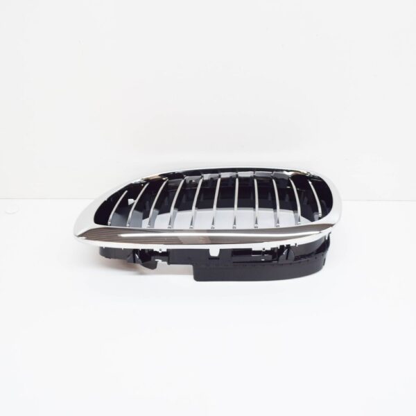 51137064317 - BMW 3 E46 Radiator Left Chrome Kidney Grille 51137064317 7064317 NEW GENUINE