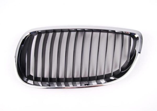 51137157275 - BMW E90 Original Left Kidney Grid 51137157275