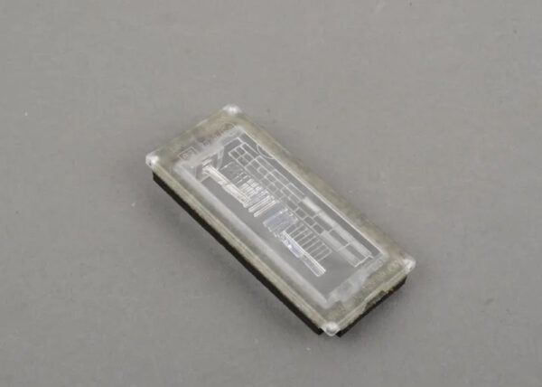 51137165524 - BMW 7 E65, E66 Trunk Lid Grip Lens 7165524 51137165524 NEW GENUINE