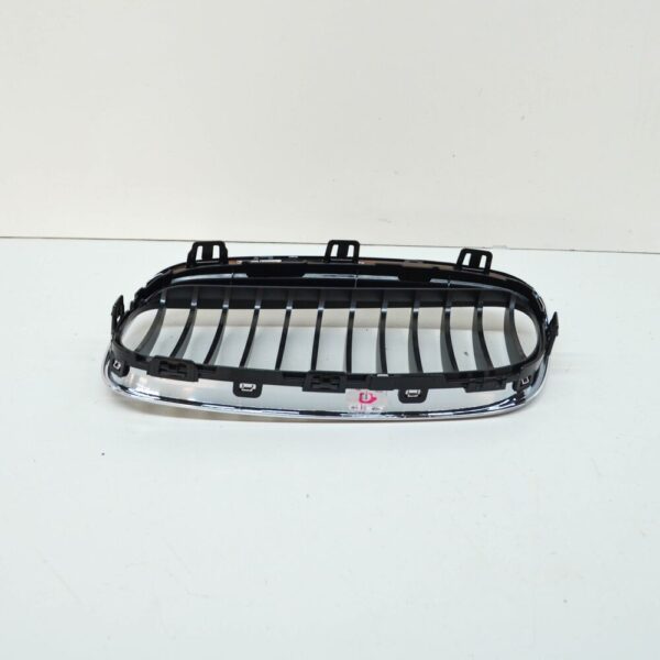 51137300544 - BMW 2 F45 Front Radiator Right Grille 51137300544 7300544 2015 New Genuine