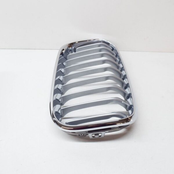 51137371688 - BMW 1 F20 Radiator Right Grille 51137371688 7371688 2015 New Genuine