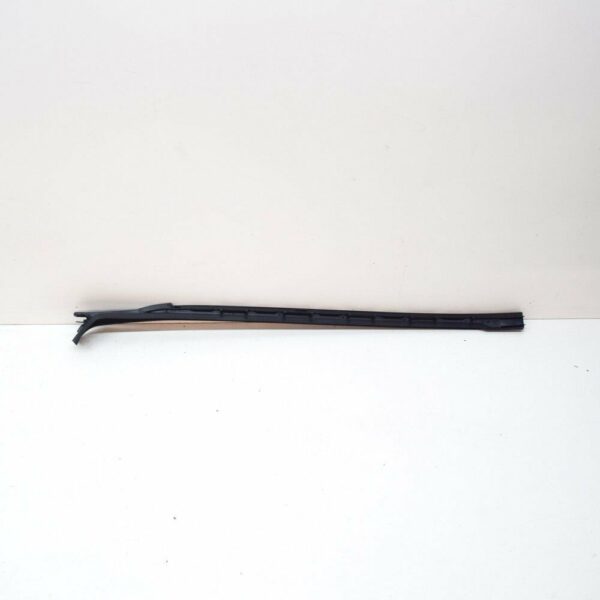 51137399031 - NEW BMW X3 G01 WINDSHIELD LEFT DRIP MOULDING 51137399031