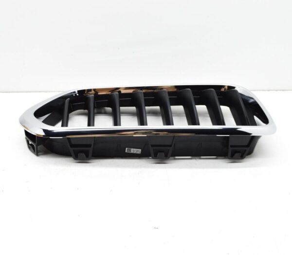 51137424778 - NEW BMW X2 F39 16-18 FRONT RIGHT KIDNEY GRILLE CHOME / BLACK 7424778 18-19