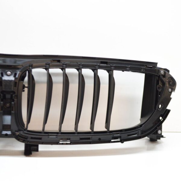 51137497778 - BMW 6 Gran Turismo G32 Front Bumper Grille 51137497778 NEW GENUINE
