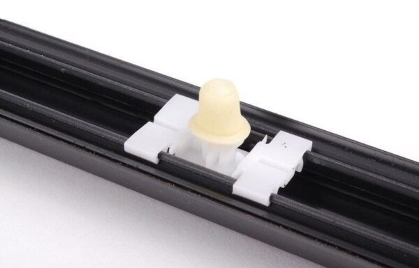 51138146361 - NEW BMW 3 SERIES E36 COMPACT REAR LEFT FENDER MOLDING 8146361 95-97