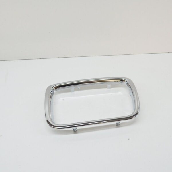 51138148726 - NEW BMW 5 E34 FRONT BUMPER R/L SIDE CHROME GRILLE SET 8148726 8148725 OEM