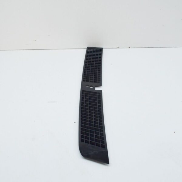 51138166657 - NEW BMW 7 E38 LEFT WINDSHIELD COWL GRILLE 8166657 51138166657 ORIGINAL