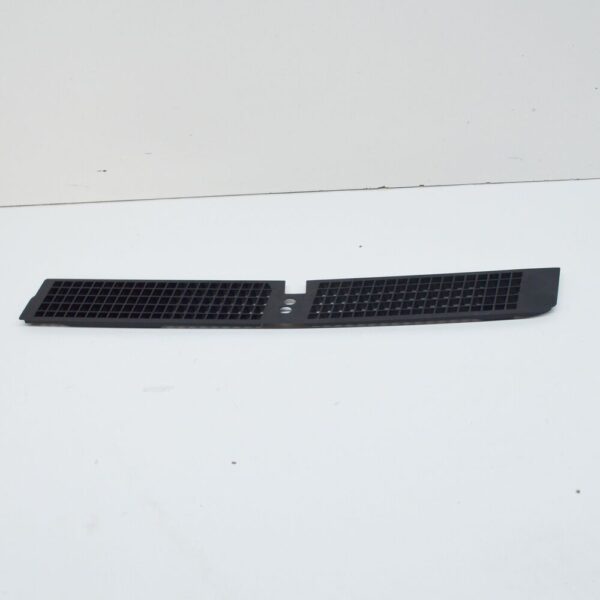 51138166657 - NEW BMW 7 E38 LEFT WINDSHIELD COWL GRILLE 8166657 51138166657 ORIGINAL