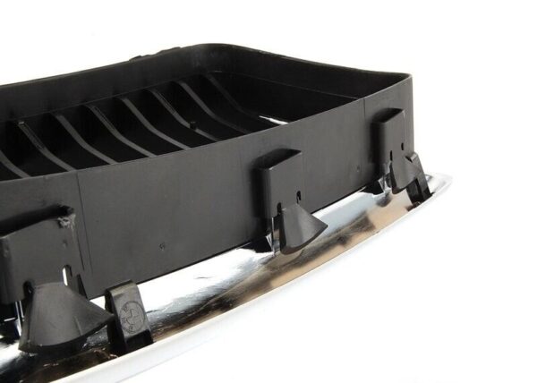 51138231594 - BMW E38 Genuine 51138231594 Front Radiator Grille