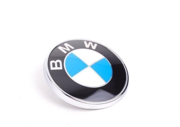 51147146052 - BMW E93 Original Trunk Emblem 51147146052