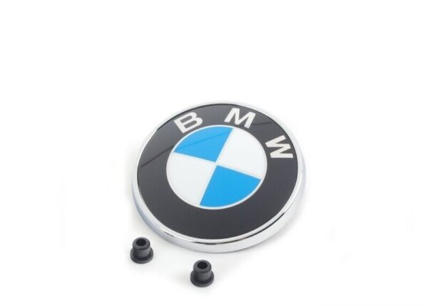 51147146052 - BMW E93 Original Trunk Emblem 51147146052